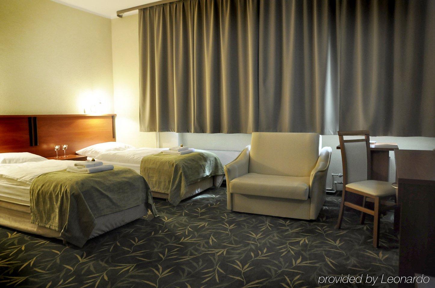 Hotel Brojan à Jaworzno Chambre photo